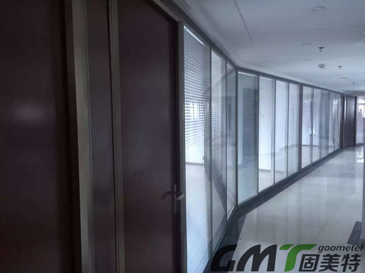 湖南湘潭医院玻璃隔断墙案例